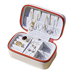 Pour l'achat de ce modèle, MATY vous offre une trousse à bijoux en cadeau*