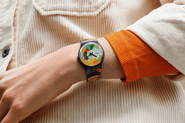 Swatch connectée online femme