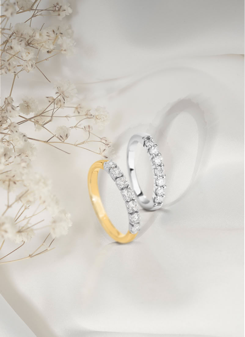 Women's diamond wedding rings