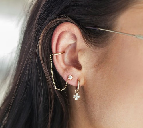 Gold-plated ear cuff with zirconia, sold individually