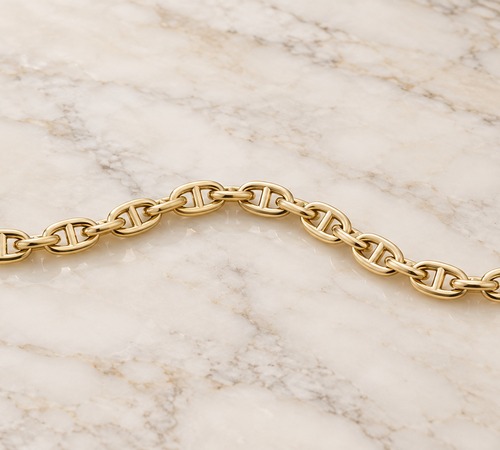 Maritieme schakelketting, geïnspireerd op ankerkettingen