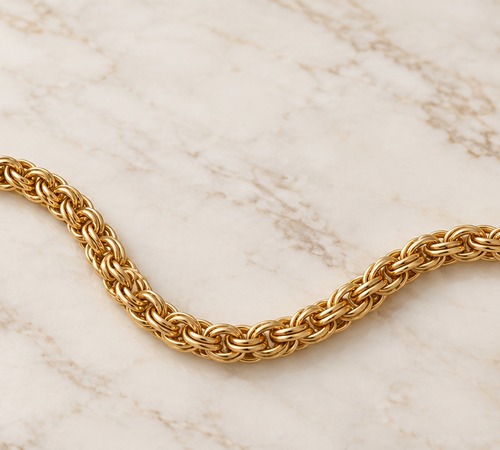Poolse ketting met sculpturaal volume